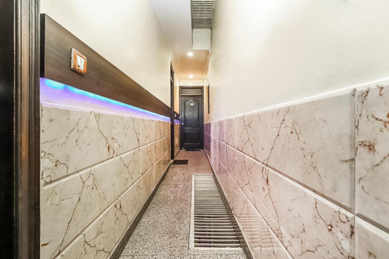 Hotel Shiv Palace Ню Делхи Екстериор снимка