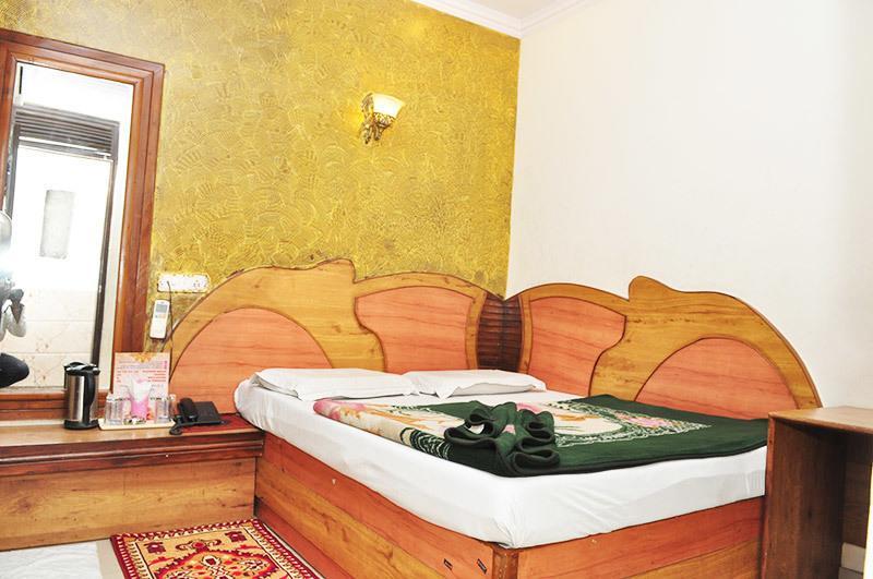 Hotel Shiv Palace Ню Делхи Стая снимка
